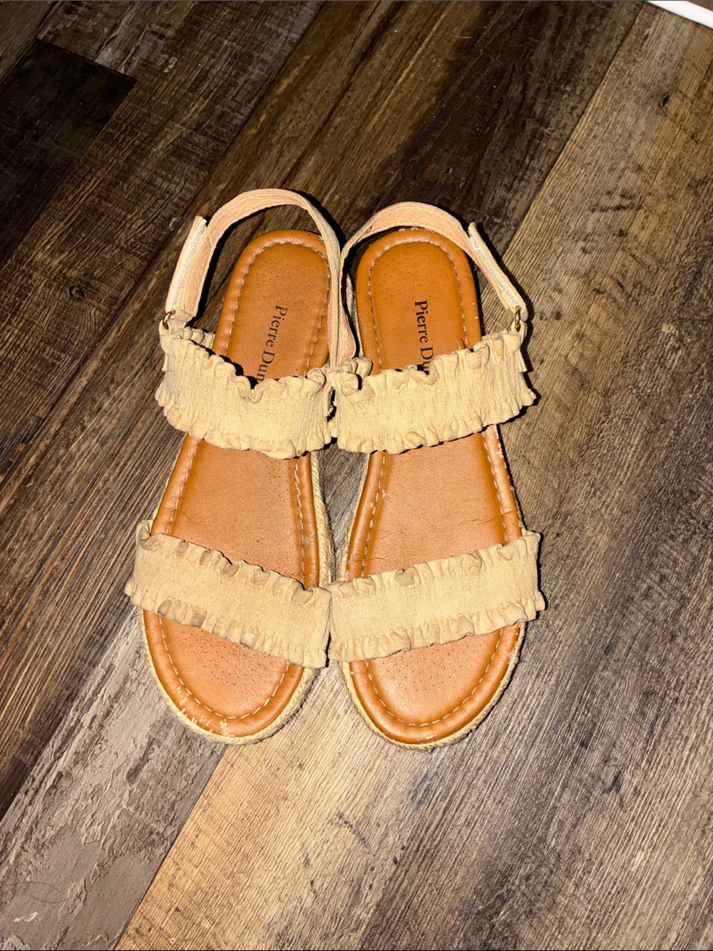 Pierre Dumas Kids Tan Ruffle Strap Sandals